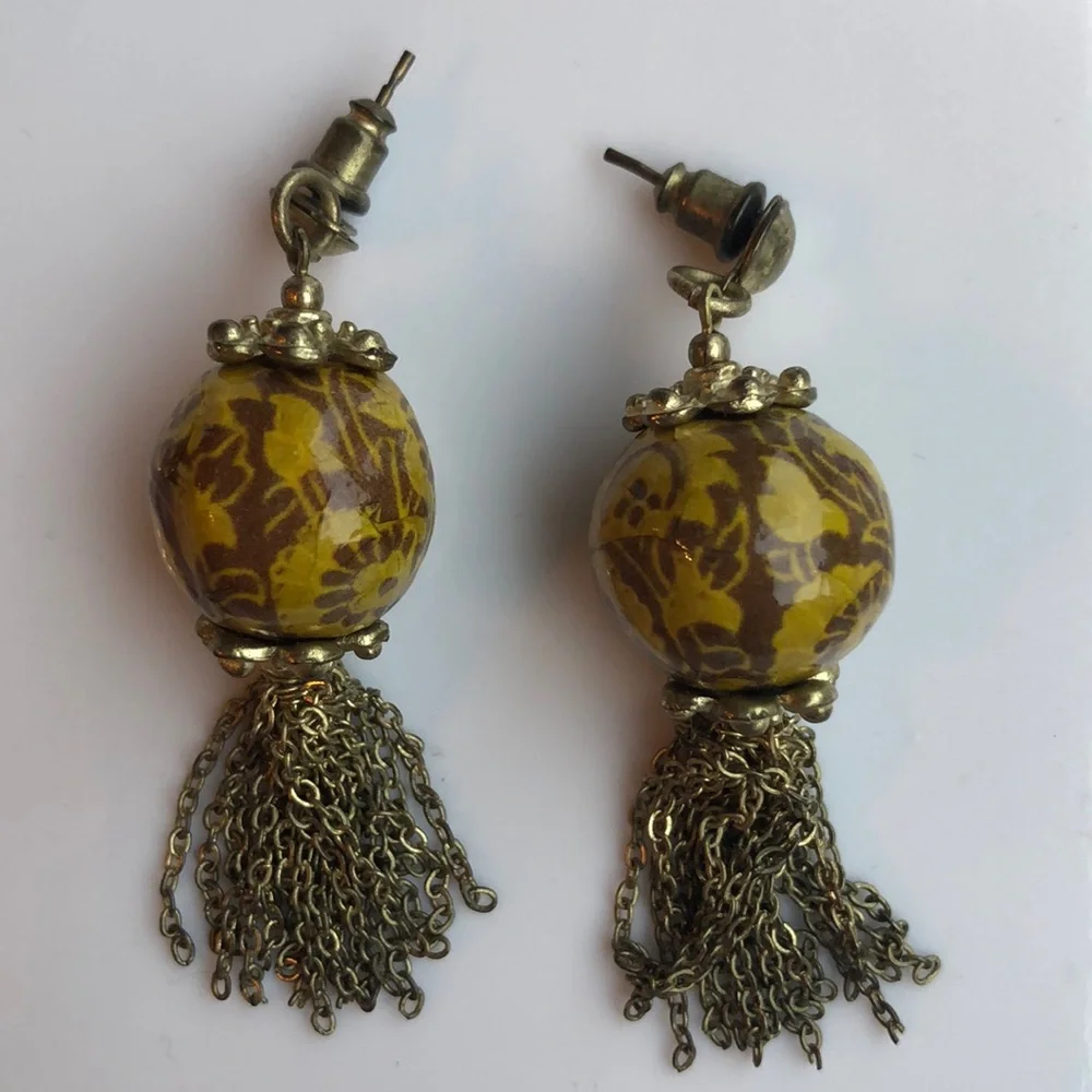 Choker Necklace w/ chain tassel beads & earrings